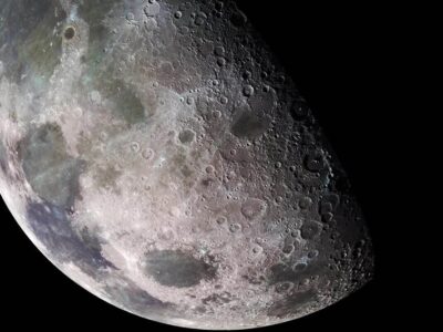 کشف منابع جدیدی از آب در ماه توسط ماه‌نورد چینی