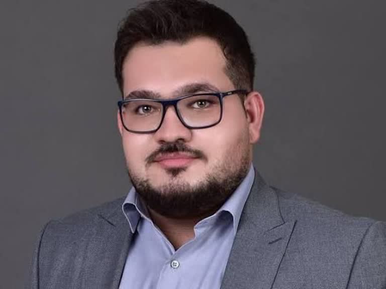 اقتصاد رفتاری و تأثیر آن بر تصمیم‌گیری‌های استراتژیک مدیریتی: وقتی ذهن انسان، “غیرمنطقی” عمل می‌کند